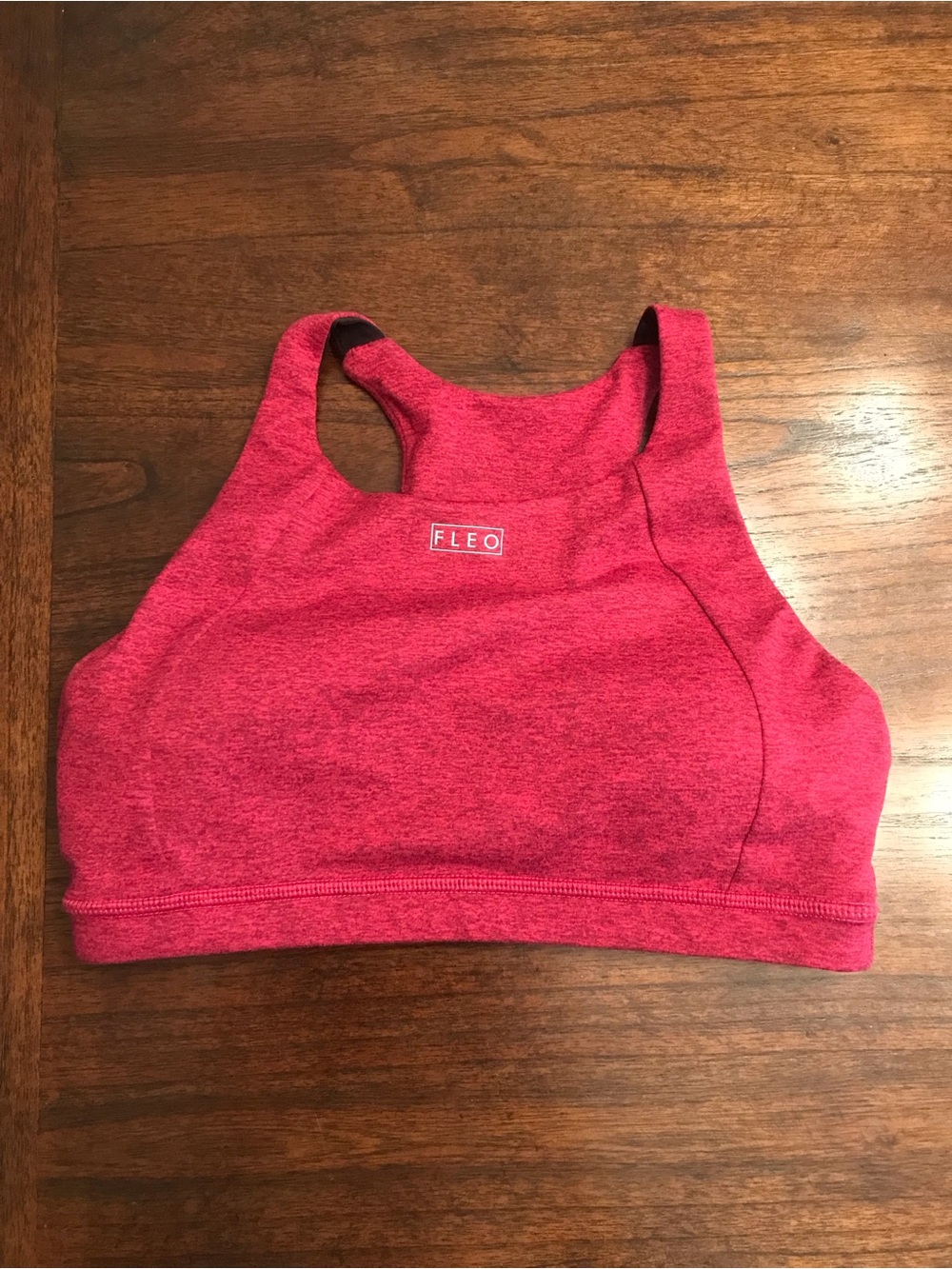 Fleo red High-Neck Crop Sports Bra